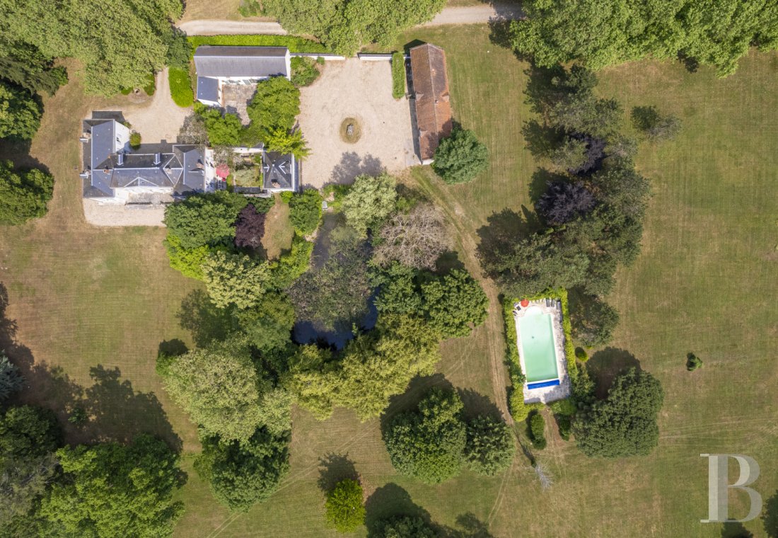 A Directoire style château surrounded by woods in the south of the Loiret department at Bonny-sur-Loire - photo  n°5